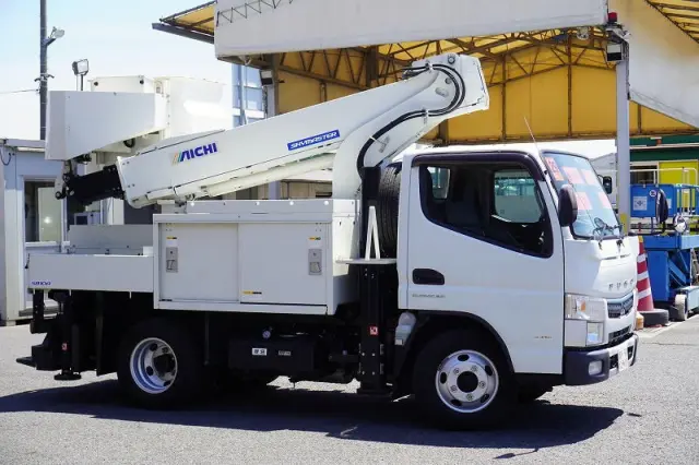 三菱 キャンター TPG-FEA50(2WD)の写真6