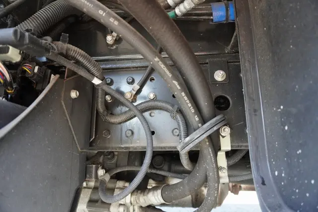 三菱 キャンター TPG-FEA50(2WD)の写真12