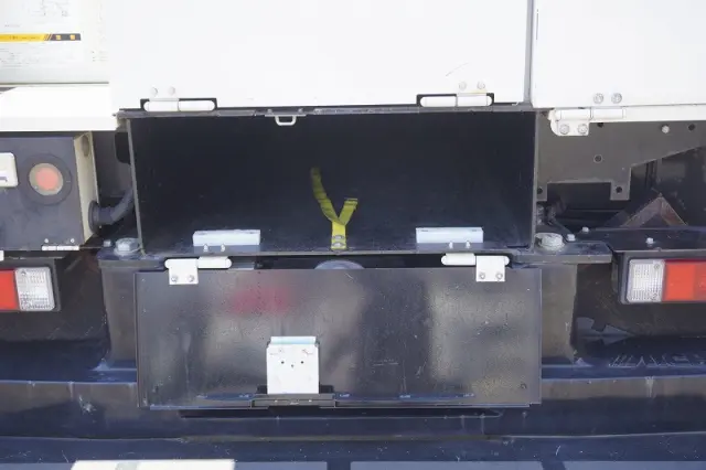 三菱 キャンター TPG-FEA50(2WD)の写真23