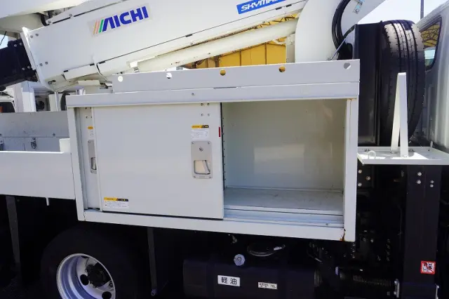 三菱 キャンター TPG-FEA50(2WD)の写真26