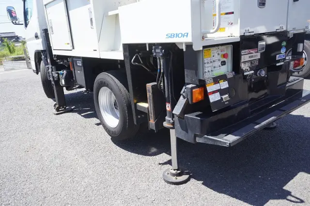 三菱 キャンター TPG-FEA50(2WD)の写真34