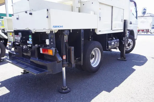 三菱 キャンター TPG-FEA50(2WD)の写真35