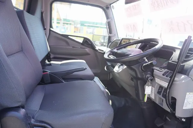 三菱 キャンター TPG-FEA50(2WD)の写真46