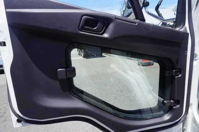 三菱 ファイター 2KG-FK62FZ(2WD)の写真46