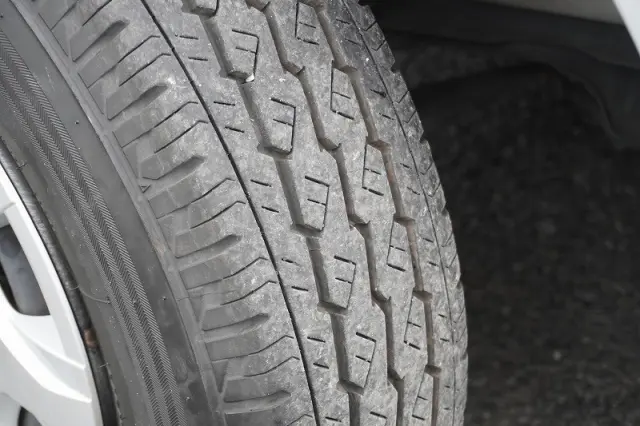 トヨタ ハイエースバン CBF-TRH200V(2WD)の写真10