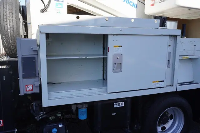 三菱 キャンター TPG-FEA50(2WD)の写真18