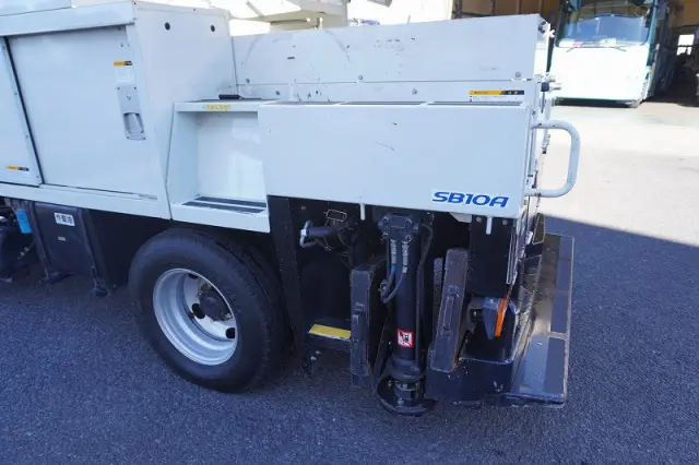 三菱 キャンター TPG-FEA50(2WD)の写真20