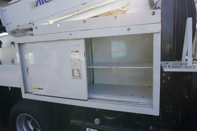 三菱 キャンター TPG-FEA50(2WD)の写真25