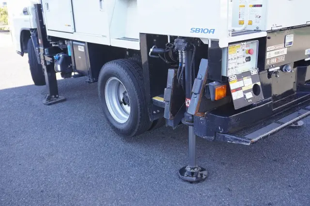 三菱 キャンター TPG-FEA50(2WD)の写真32