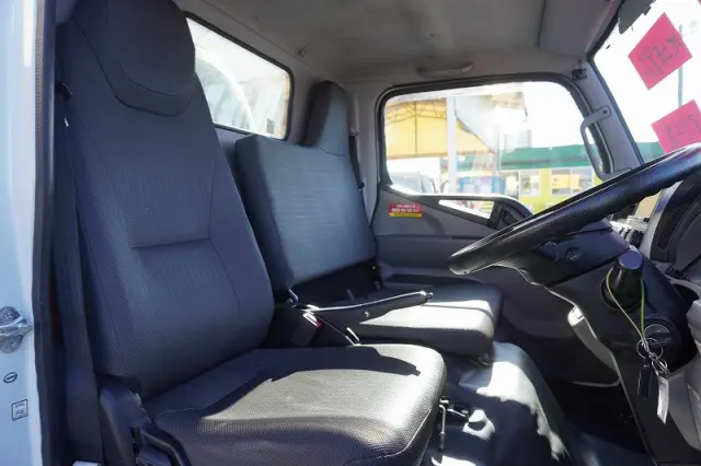 三菱 キャンター TPG-FEA50(2WD)の写真44