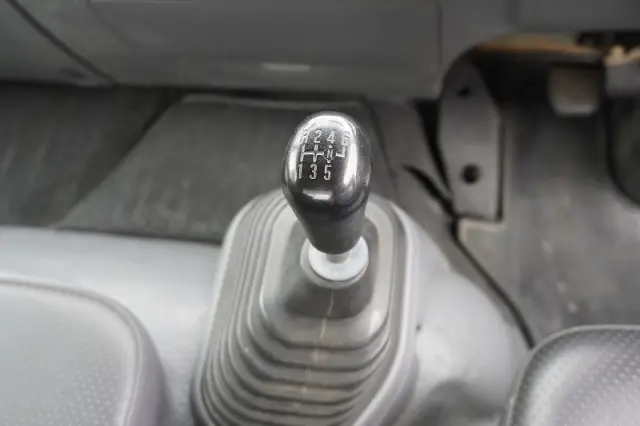 いすゞ フォワード SKG-FRR90S1(2WD)の写真30