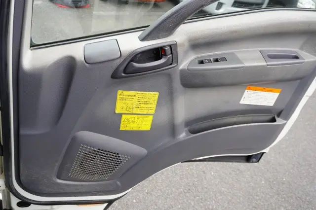 いすゞ フォワード SKG-FRR90S1(2WD)の写真34