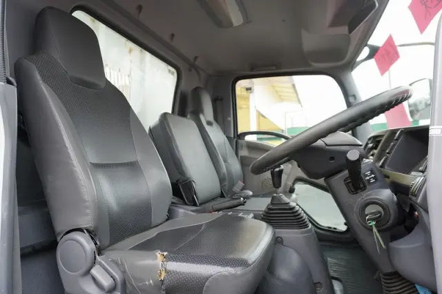 いすゞ フォワード SKG-FRR90S1(2WD)の写真35