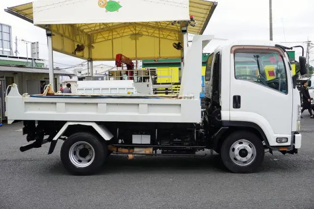 いすゞ フォワード SKG-FRR90S1(2WD)の写真5