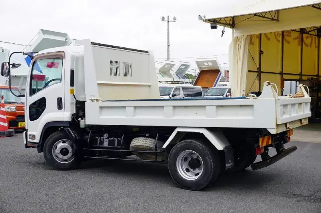 いすゞ フォワード SKG-FRR90S1(2WD)の写真7