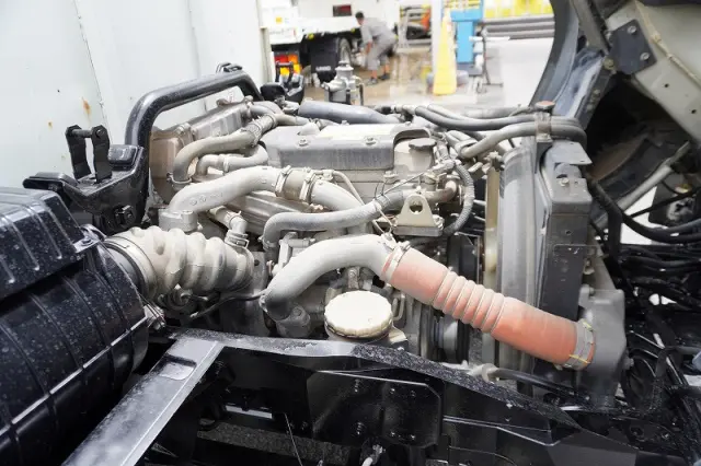 いすゞ フォワード SKG-FRR90S1(2WD)の写真15