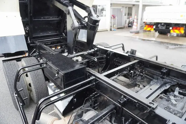 いすゞ フォワード SKG-FRR90S1(2WD)の写真27