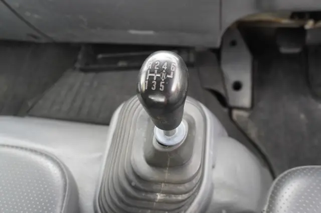 いすゞ フォワード SKG-FRR90S1(2WD)の写真30