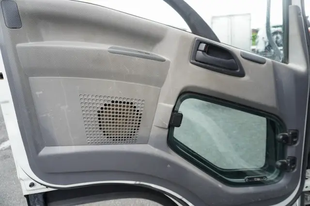 いすゞ フォワード SKG-FRR90S1(2WD)の写真38