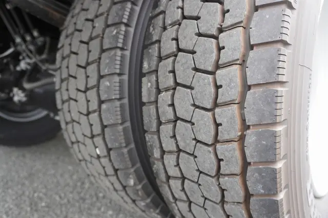三菱 ファイター 2KG-FK62FZ(2WD)の写真11