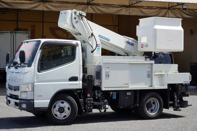 三菱 キャンター TPG-FEA50(2WD)の写真1