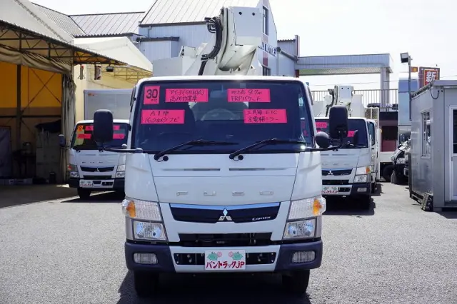 三菱 キャンター TPG-FEA50(2WD)の写真2