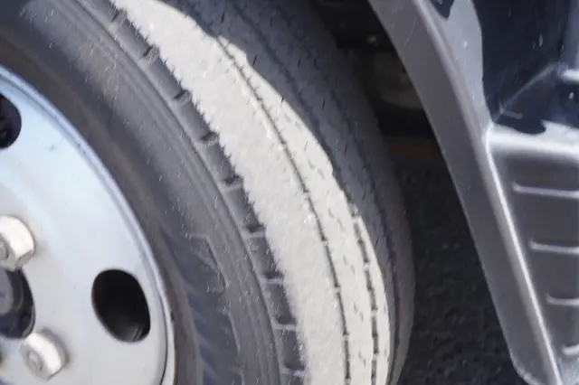 三菱 キャンター TPG-FEA50(2WD)の写真9