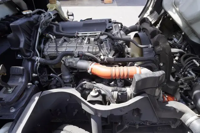 三菱 キャンター TPG-FEA50(2WD)の写真15