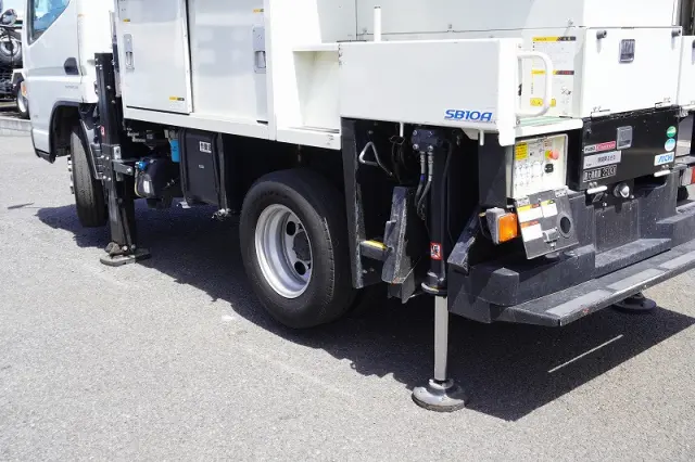 三菱 キャンター TPG-FEA50(2WD)の写真32