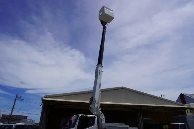 三菱 キャンター TPG-FEA50(2WD)の写真34