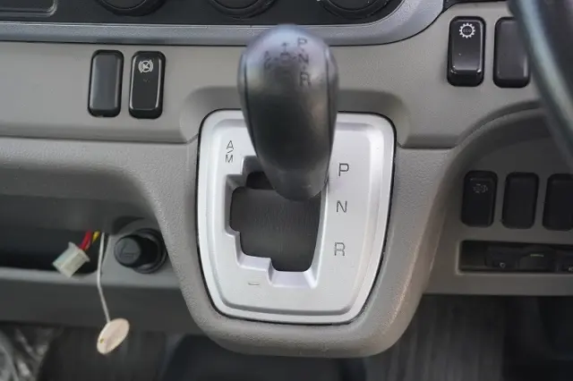 三菱 キャンター TPG-FEA50(2WD)の写真38