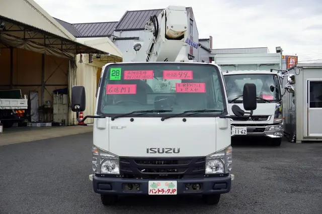 いすゞ エルフ TPG-NKR85AN(2WD)の写真2