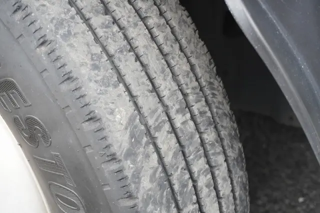 いすゞ エルフ TPG-NKR85AN(2WD)の写真9