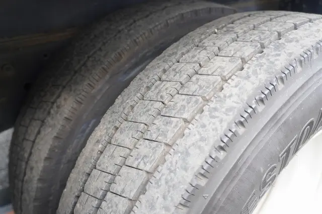 いすゞ エルフ TPG-NKR85AN(2WD)の写真10