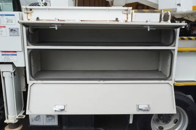 いすゞ エルフ TPG-NKR85AN(2WD)の写真17