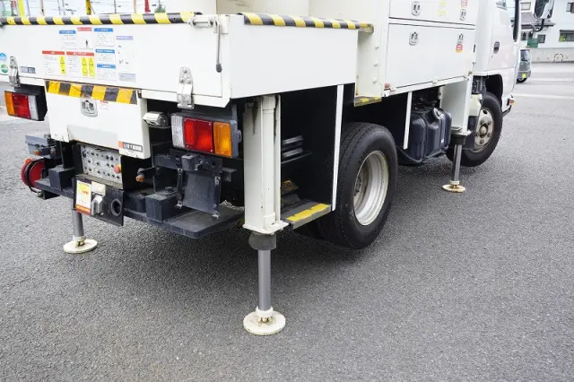 いすゞ エルフ TPG-NKR85AN(2WD)の写真29