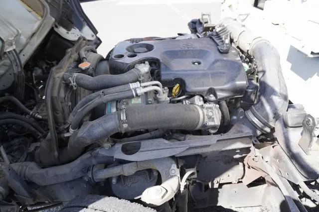 いすゞ エルフ TPG-NKR85AN(2WD)の写真13