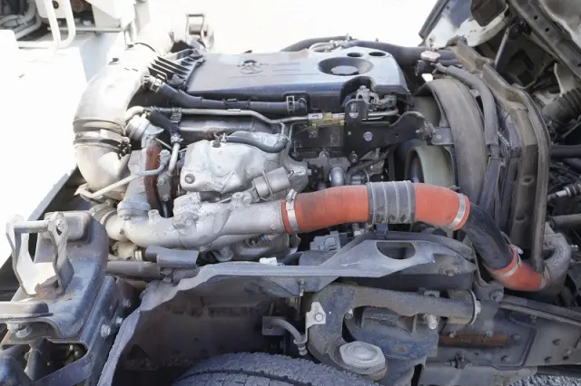 いすゞ エルフ TPG-NKR85AN(2WD)の写真14