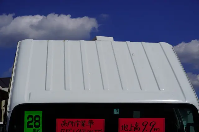 いすゞ エルフ TPG-NKR85AN(2WD)の写真15