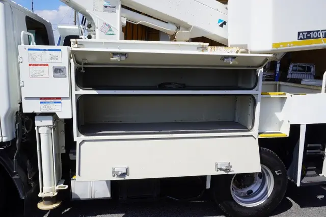 いすゞ エルフ TPG-NKR85AN(2WD)の写真16