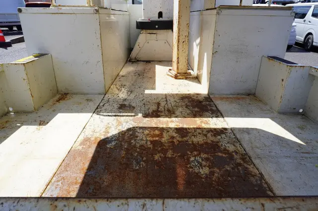 いすゞ エルフ TPG-NKR85AN(2WD)の写真18