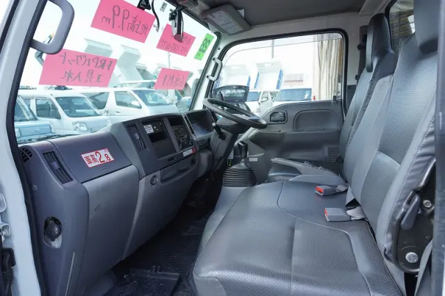 いすゞ エルフ TPG-NKR85AN(2WD)の写真41