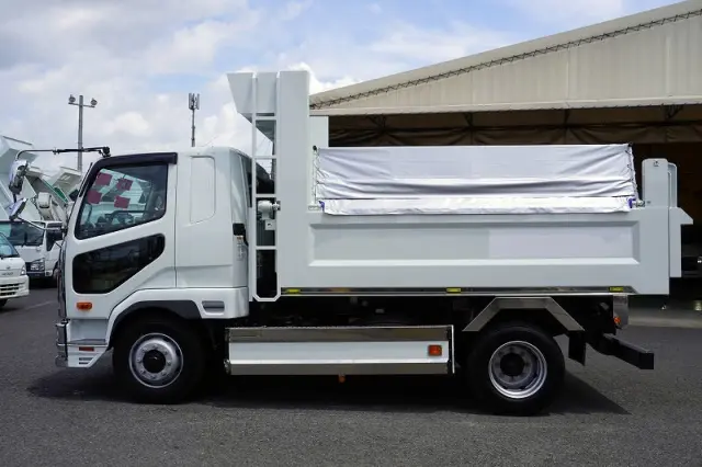 三菱 ファイター 2KG-FK62FZ(2WD)の写真3