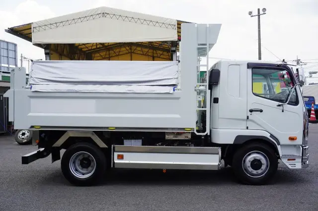 三菱 ファイター 2KG-FK62FZ(2WD)の写真5