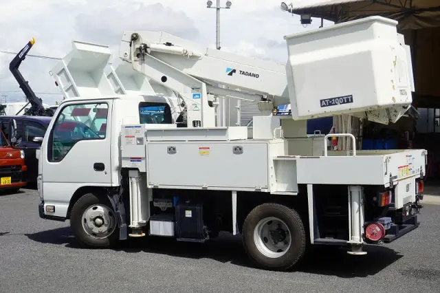 いすゞ エルフ TPG-NKR85AN(2WD)の写真7