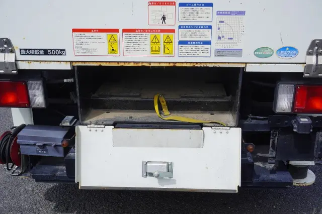 いすゞ エルフ TPG-NKR85AN(2WD)の写真21