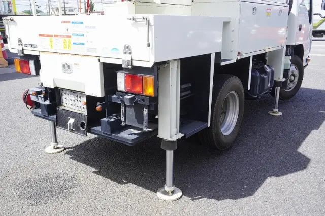 いすゞ エルフ TPG-NKR85AN(2WD)の写真30