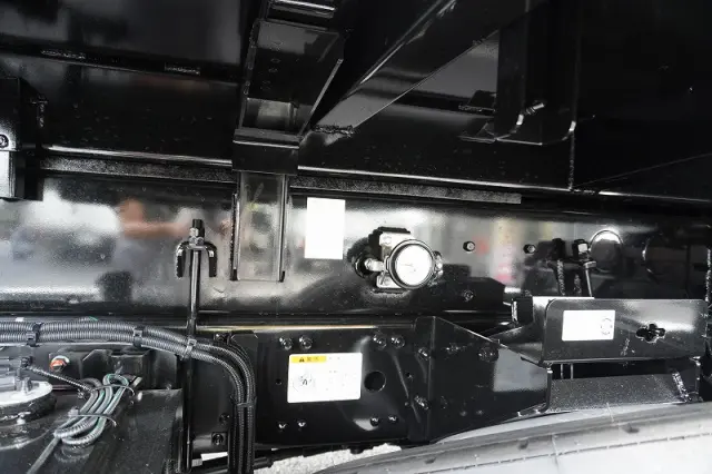 三菱 ファイター 2KG-FK62FZ(2WD)の写真12