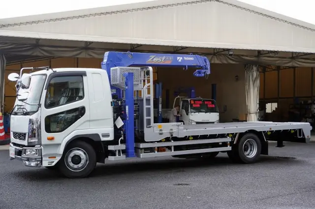 三菱 ファイター 2KG-FK62FZ(2WD)の写真10