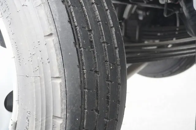 三菱 ファイター 2KG-FK62FZ(2WD)の写真11